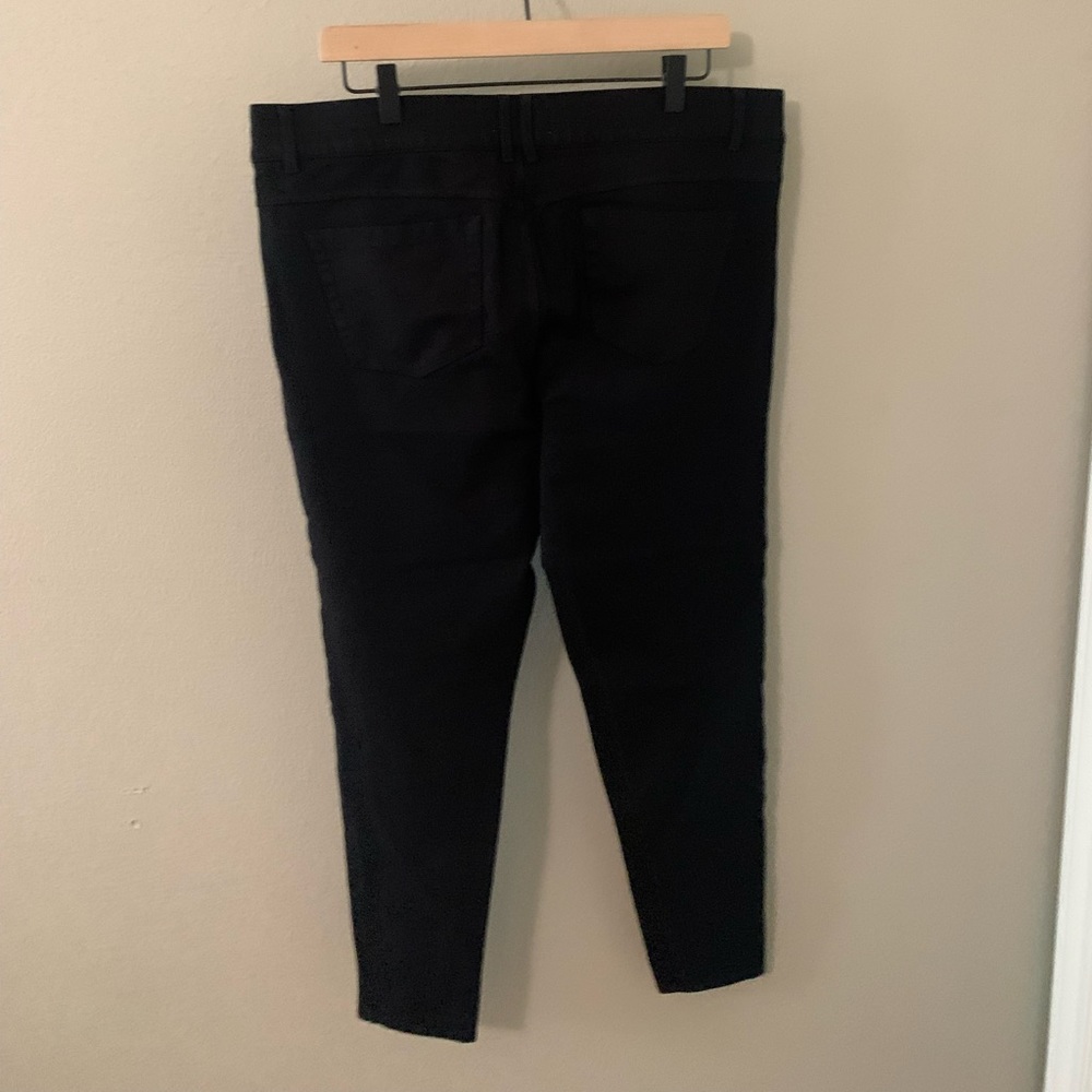 Juniors XL Black Slim Jeggings